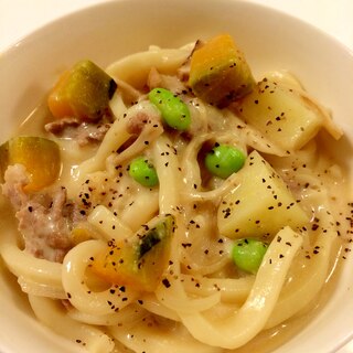 かぼちゃとお芋のぽかぽかクリーミーうどん